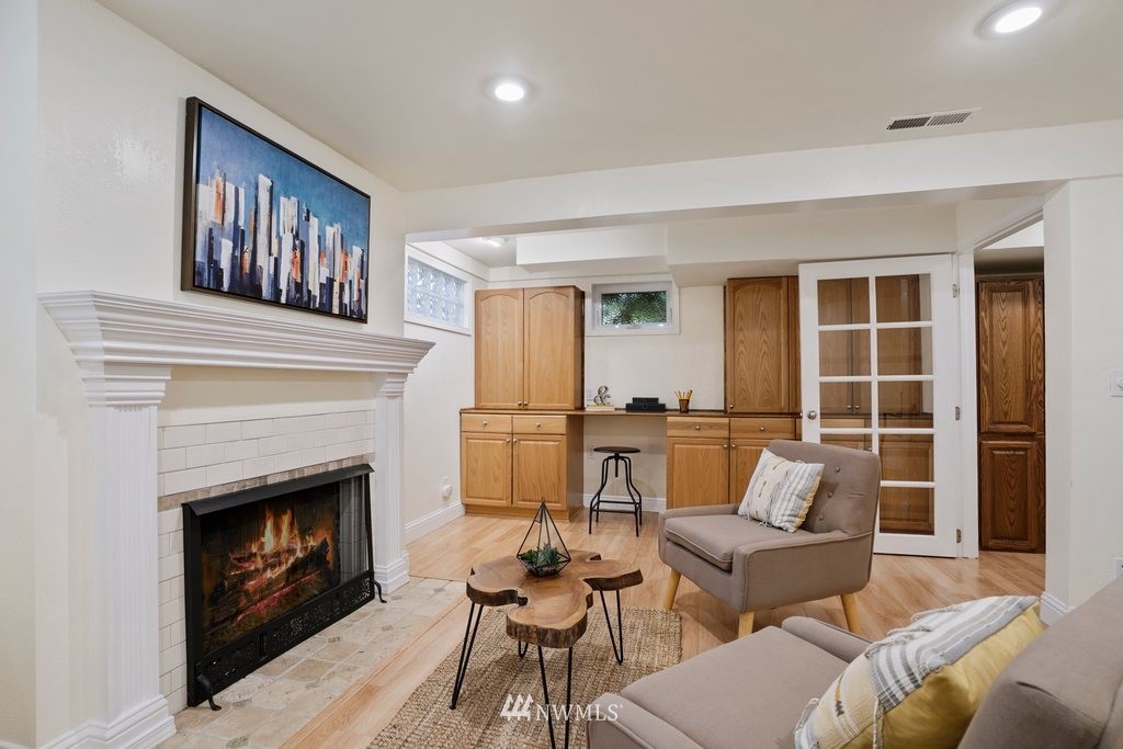 528 North 79th Street Seattle, WA 98103 - Photo 20 of 36 Gallery Image 20