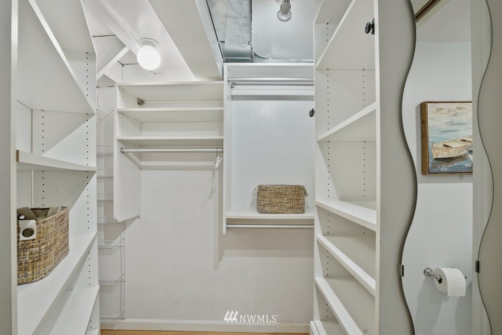 528 North 79th Street Seattle, WA 98103 - Photo 22 of 36 Gallery Image 22