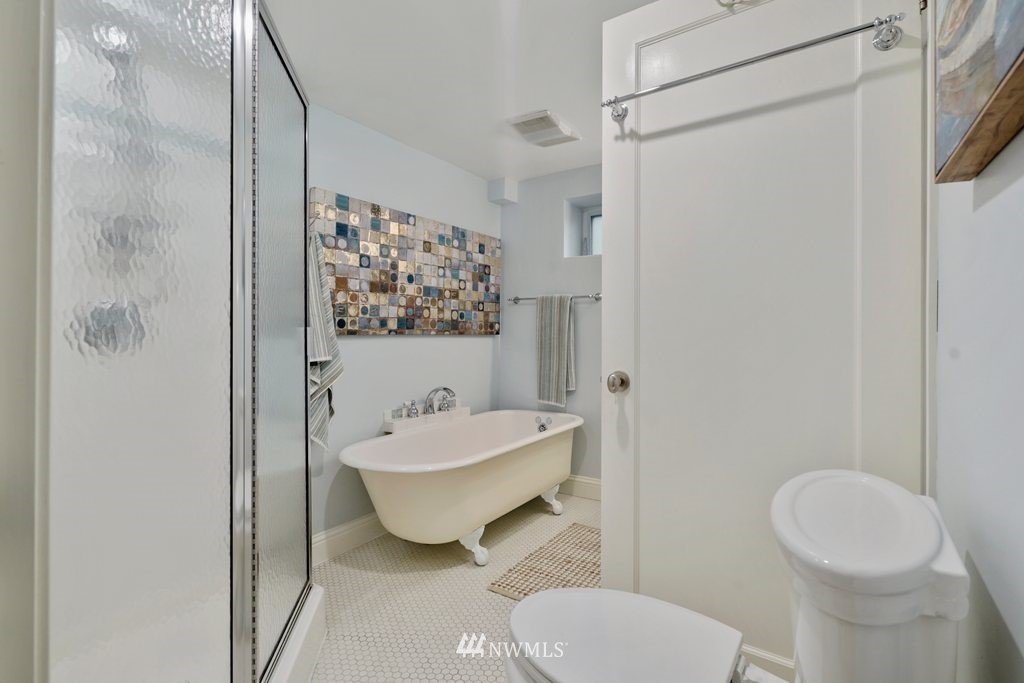 528 North 79th Street Seattle, WA 98103 - Photo 24 of 36 Gallery Image 24
