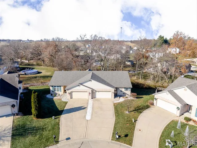 $280,000 | 4507 Elk Meadows Lane, Smithton, IL 62285