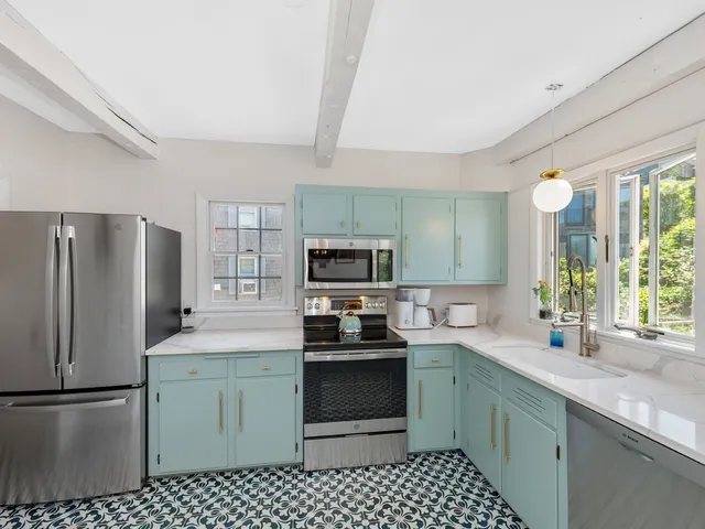 $4,800 | 8 Beach Street, Rockport, MA 01966