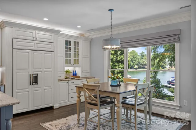 $3,840,000 | 19506 Mary Ardrey Circle, Cornelius, NC 28031