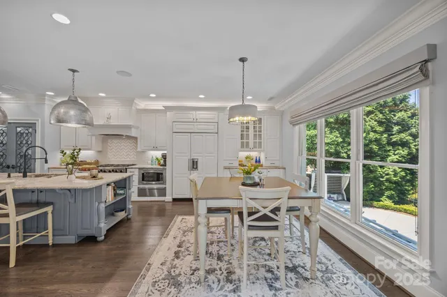 $3,840,000 | 19506 Mary Ardrey Circle, Cornelius, NC 28031