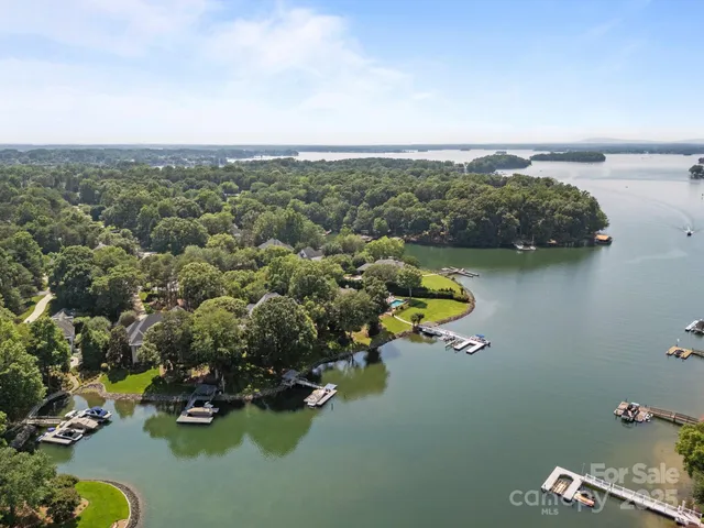 $3,840,000 | 19506 Mary Ardrey Circle, Cornelius, NC 28031