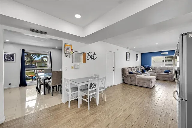 $569,999 | 300 Kathy Lane, Margate, FL 33068