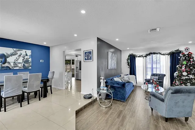 $569,999 | 300 Kathy Lane, Margate, FL 33068