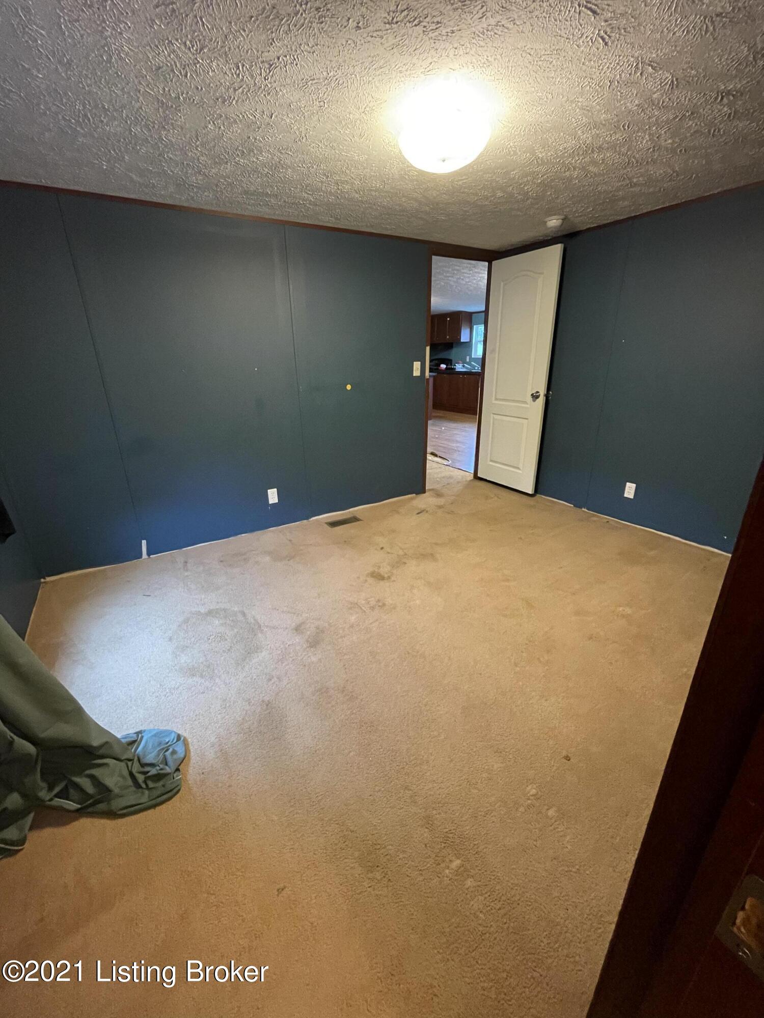 Bedroom with a nice walk-in closet.