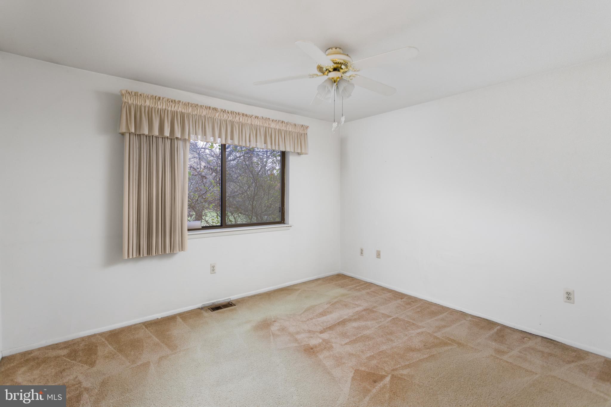 12 Jacob Court Ewing, NJ 08628 - Photo 27 of 45 an empty room with a window
