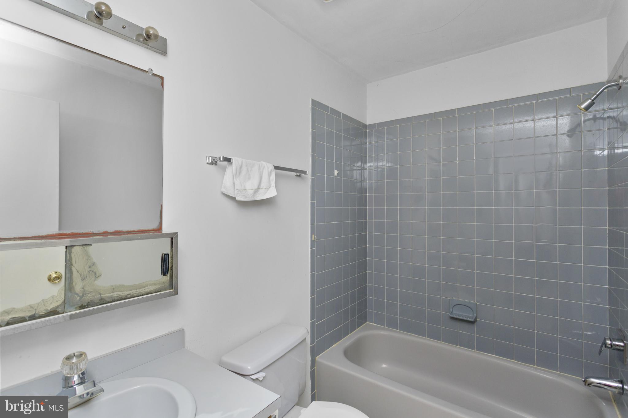 12 Jacob Court Ewing, NJ 08628 - Photo 29 of 45 a bathroom with a bathtub and shower