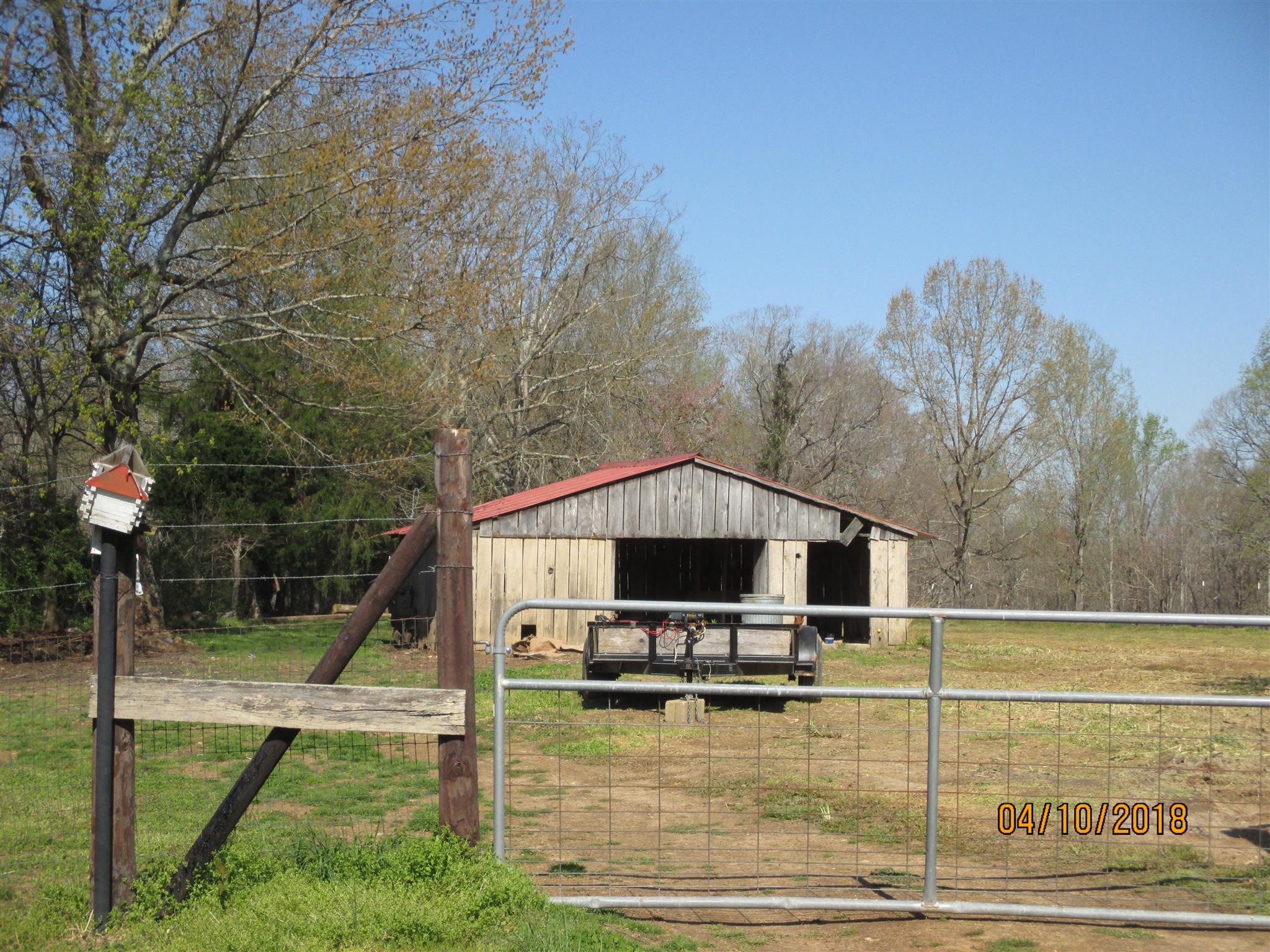 1468 Oak Grove Road Goodspring, TN 38460 - Photo 9 of 10 a view of a house with backyard