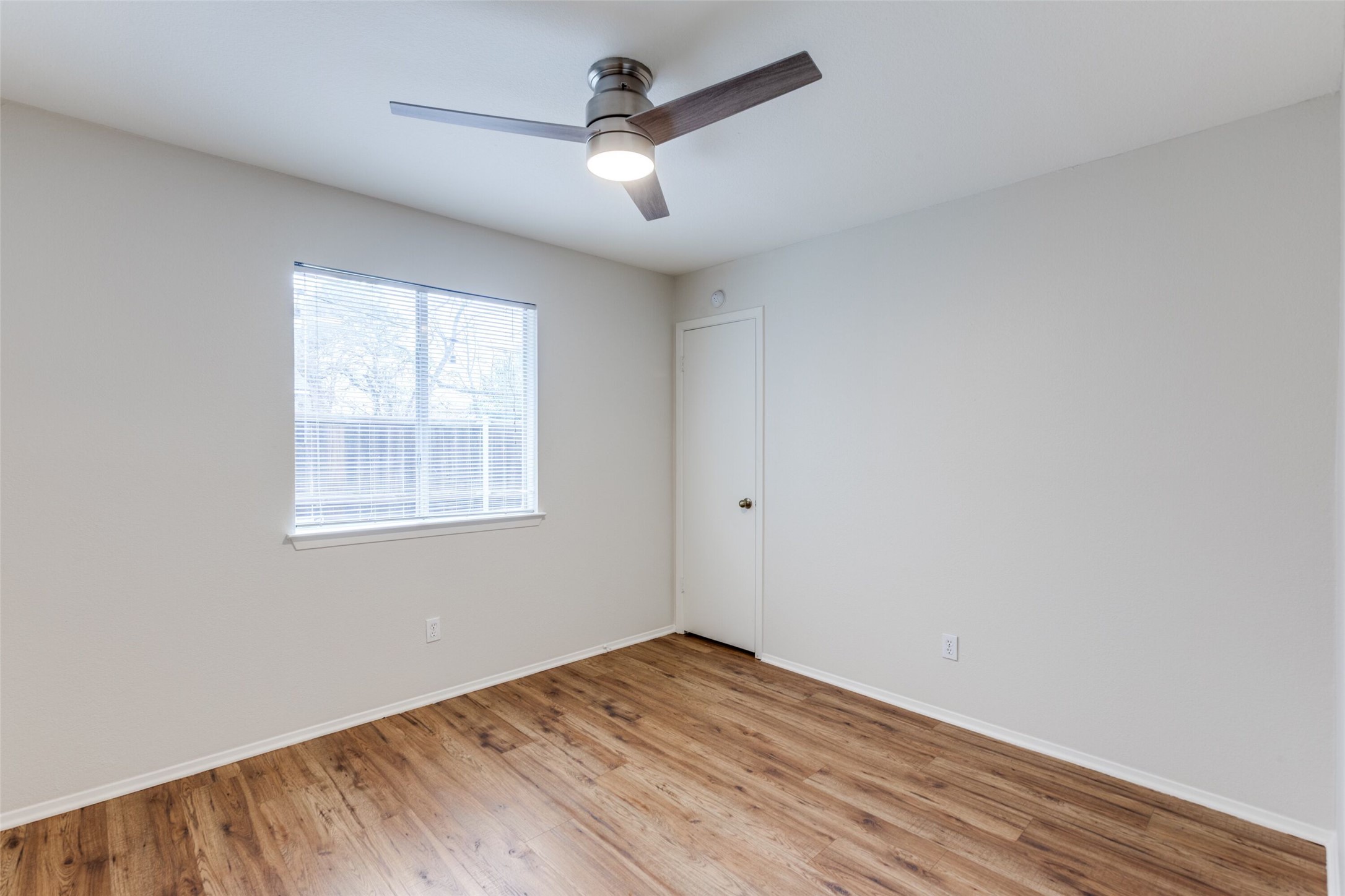 900 Angleton Cove Austin, TX 78748 - Photo 7 of 12
