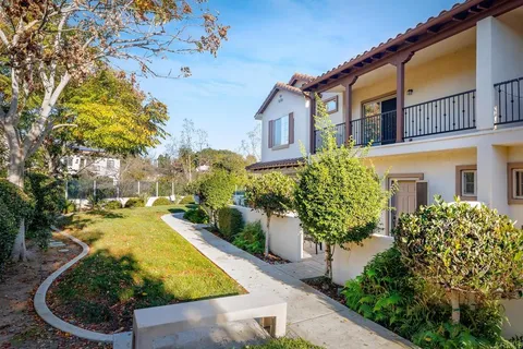 $659,000 | 5511 Old Ranch Road, Unit 19, Oceanside, CA 92057