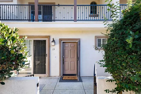 $659,000 | 5511 Old Ranch Road, Unit 19, Oceanside, CA 92057