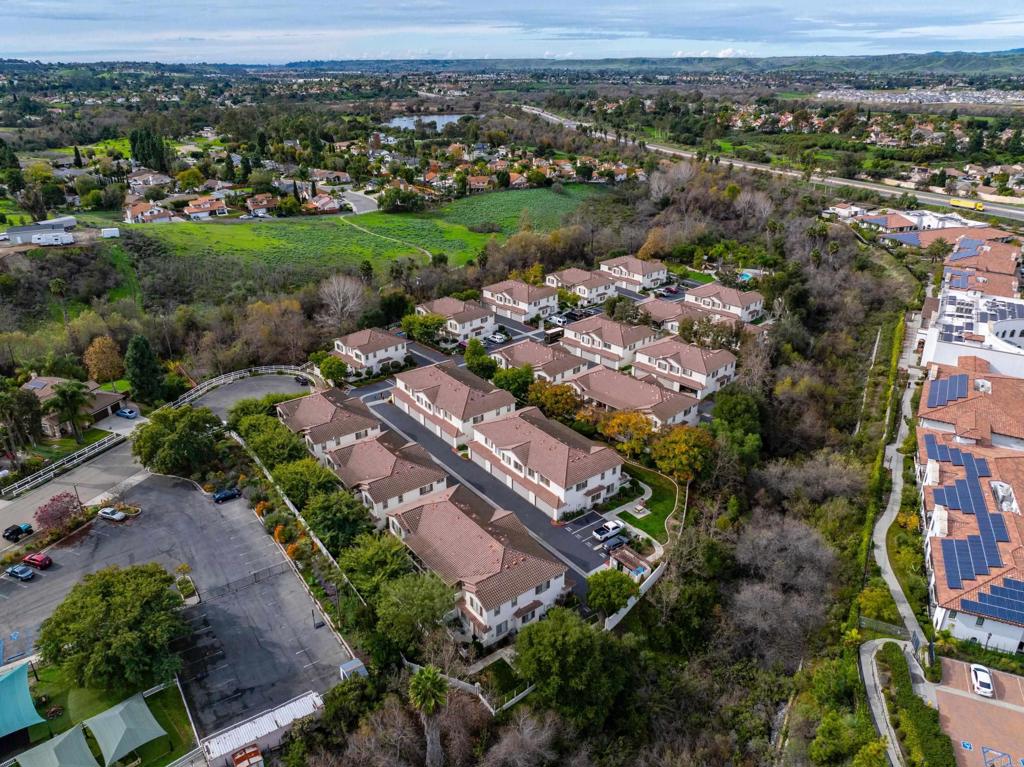5511 Old Ranch Road, Unit 19 Oceanside, CA 92057 - Photo 31 of 32 an aerial view of multiple house