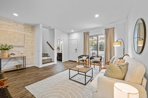 $659,000 | 5511 Old Ranch Road, Unit 19, Oceanside, CA 92057