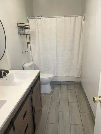 $2,200 | 1512 Henry Place, Waukegan, IL 60085