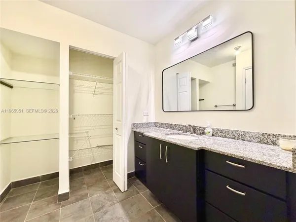 $2,700 | 20515 East Country Club Drive, Unit 1642, Aventura, FL 33180