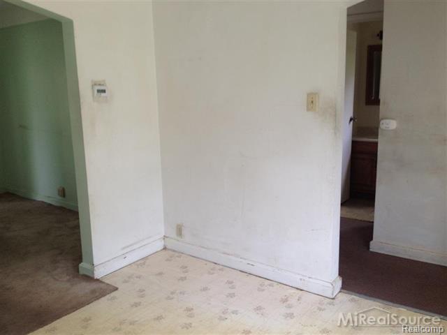 3695 East 9 Mile Road Warren, MI 48091 - Photo 5 of 12 5.JPG