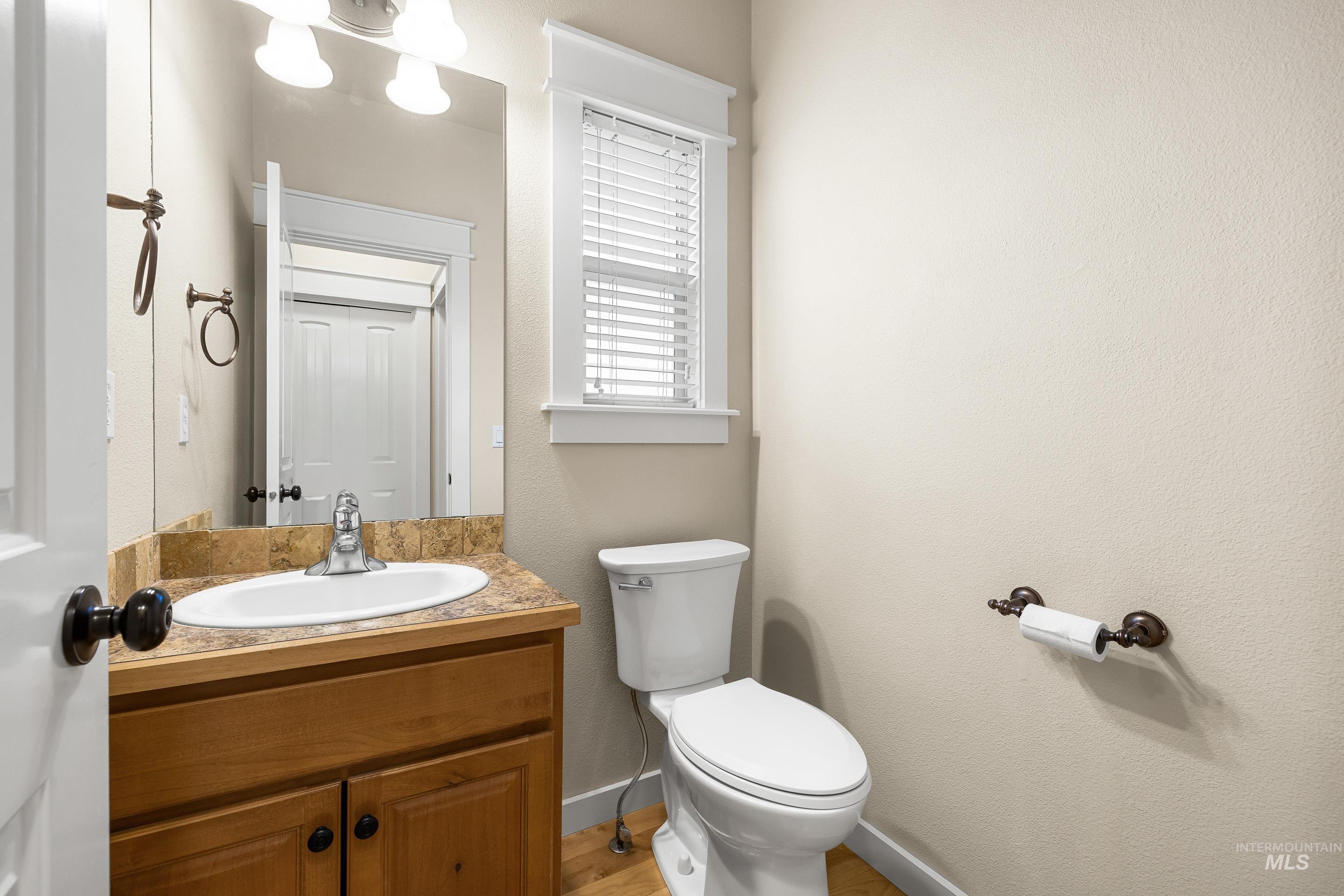2578 South Groom Way Meridian, ID 83642 - Photo 32 of 39 Bathroom with vanity and a textured wall