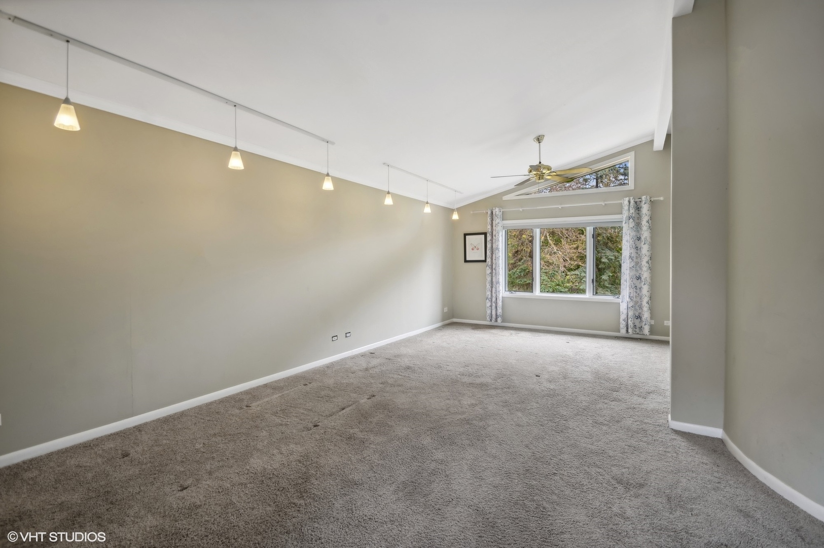 424 Otis Road Barrington, IL 60010 - Photo 21 of 44 Gallery Image 21