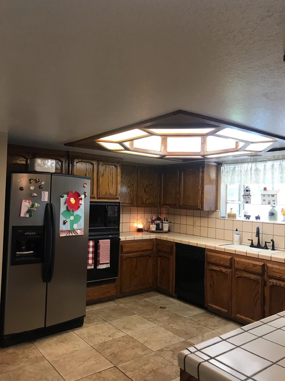 295 Post Avenue Sanger, CA 93657 - Photo 2 of 10