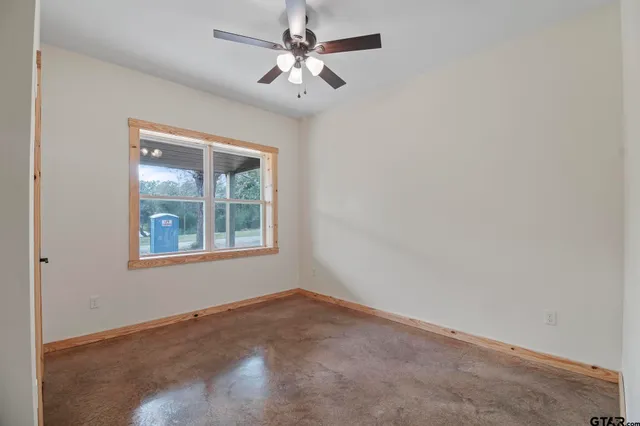 $300,000 | 700 Anderson County Road 308, Frankston, TX 75763