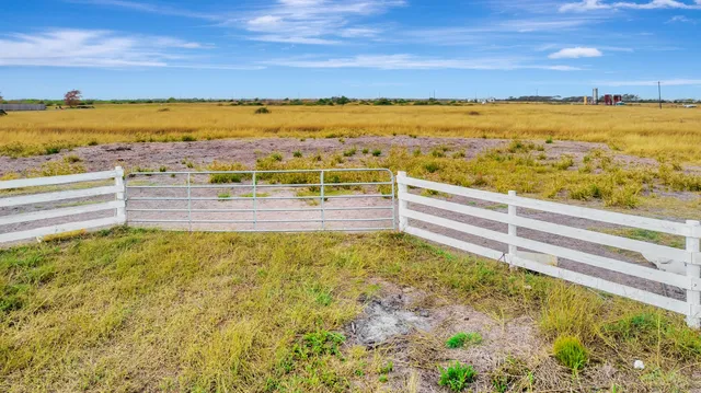 $179,000 | 730 County Road 227, Ganado, TX 77962