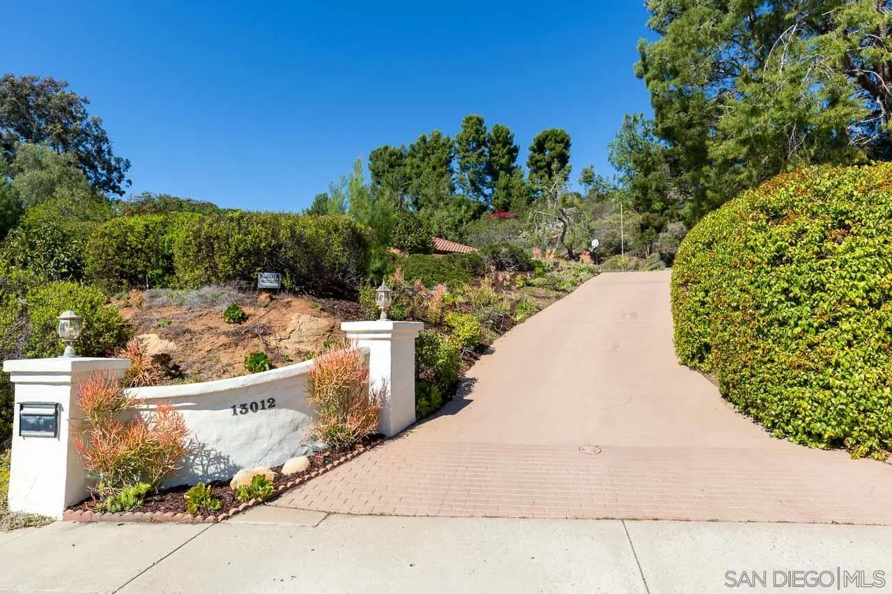 13012 Solera Way Poway, CA 92064 - Photo 36 of 45