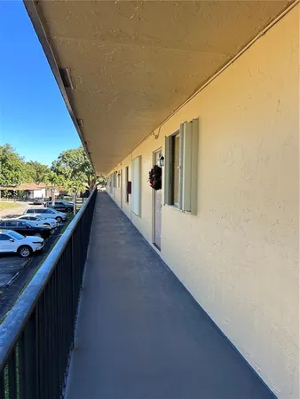 $2,000 | 200 Gate Road, Unit 207, Hollywood, FL 33024