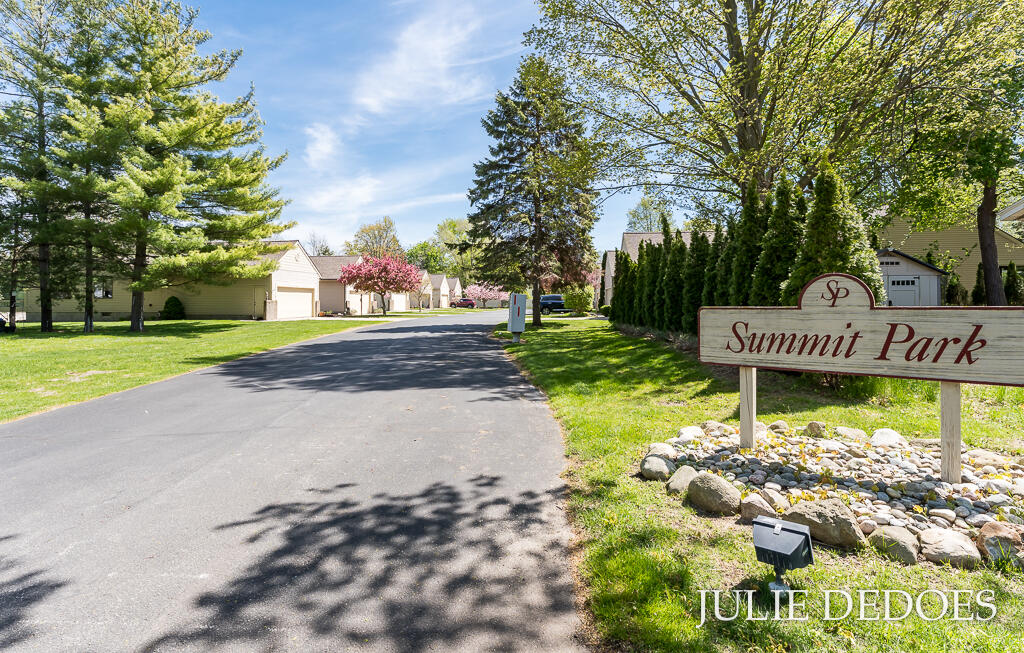 8 Summit Park Drive, Unit 8 Spring Lake, MI 49456 - Photo 35 of 46 8SummitParkDr-1LoRes