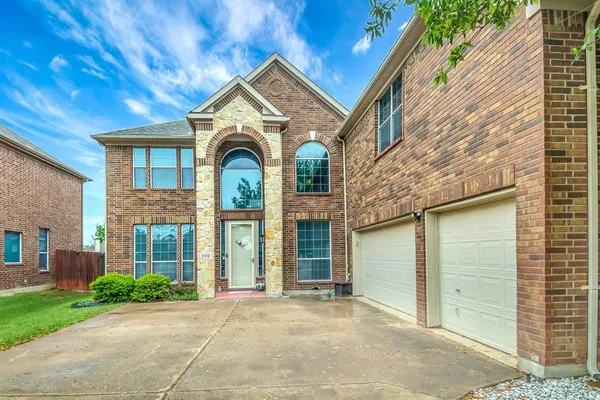 $565,000 | 2312 Tawny Owl Road, Grand Prairie, TX 75052