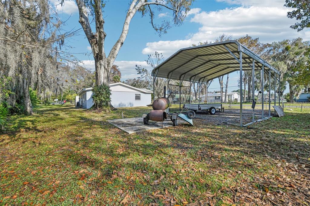 56305 Redbud Road Astor, FL 32102 - Photo 29 of 33