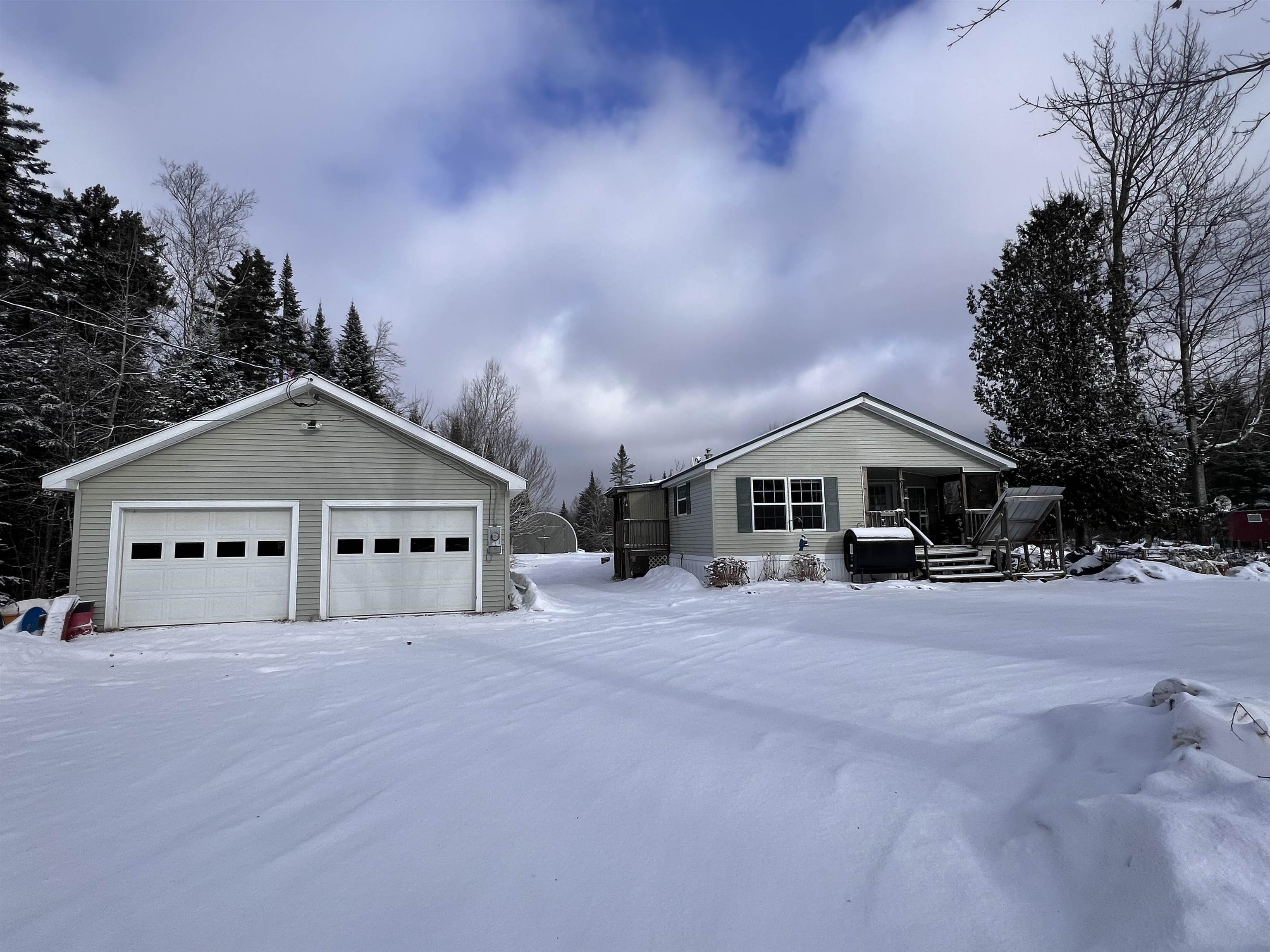 1054 Newark Pond Road Newark, VT 05871 - Photo 1 of 16 Gallery Image 1