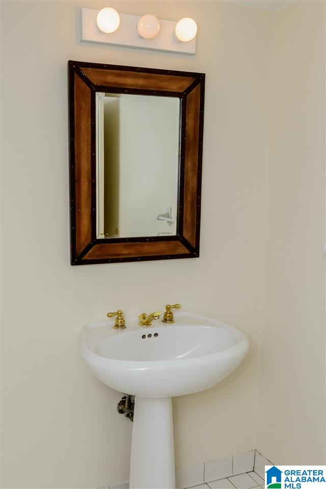 1423 Overlook Road Birmingham, AL 35209 - Photo 30 of 33