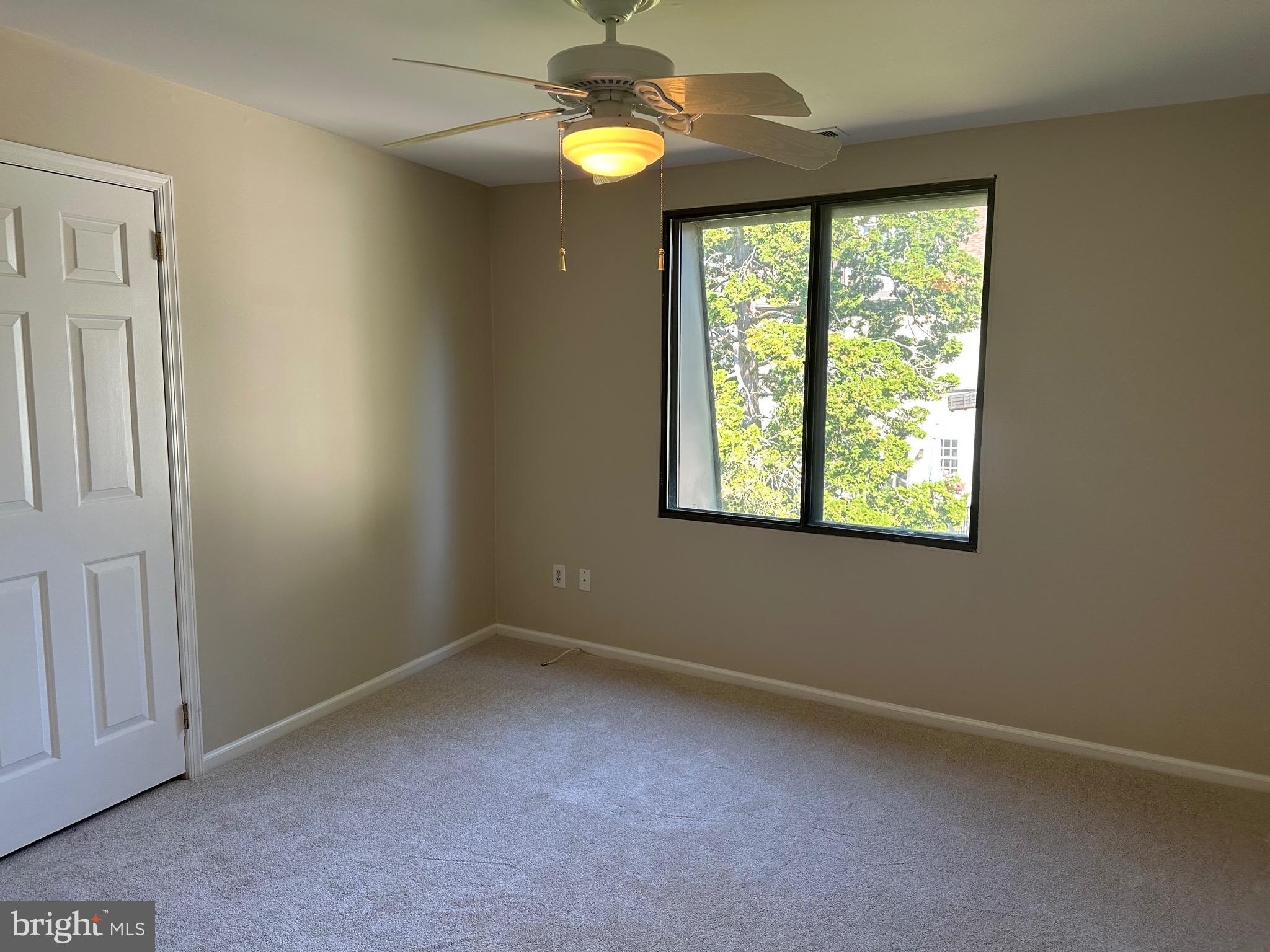 100 Llanalew Road, Unit 7 Haverford, PA 19041 - Photo 10 of 16 bedroom #3, new carpeting, ceiling fan