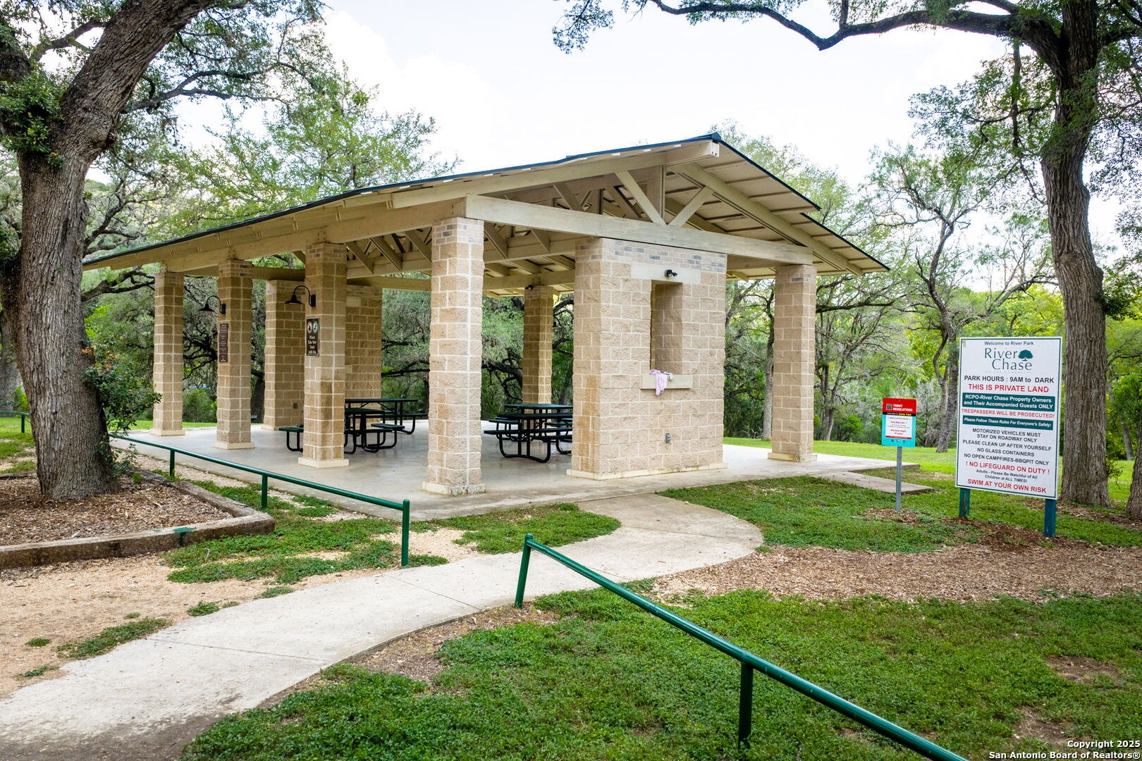 171 Clear Ridge New Braunfels, TX 78132 - Photo 40 of 41 a view of a house with backyard and sitting area