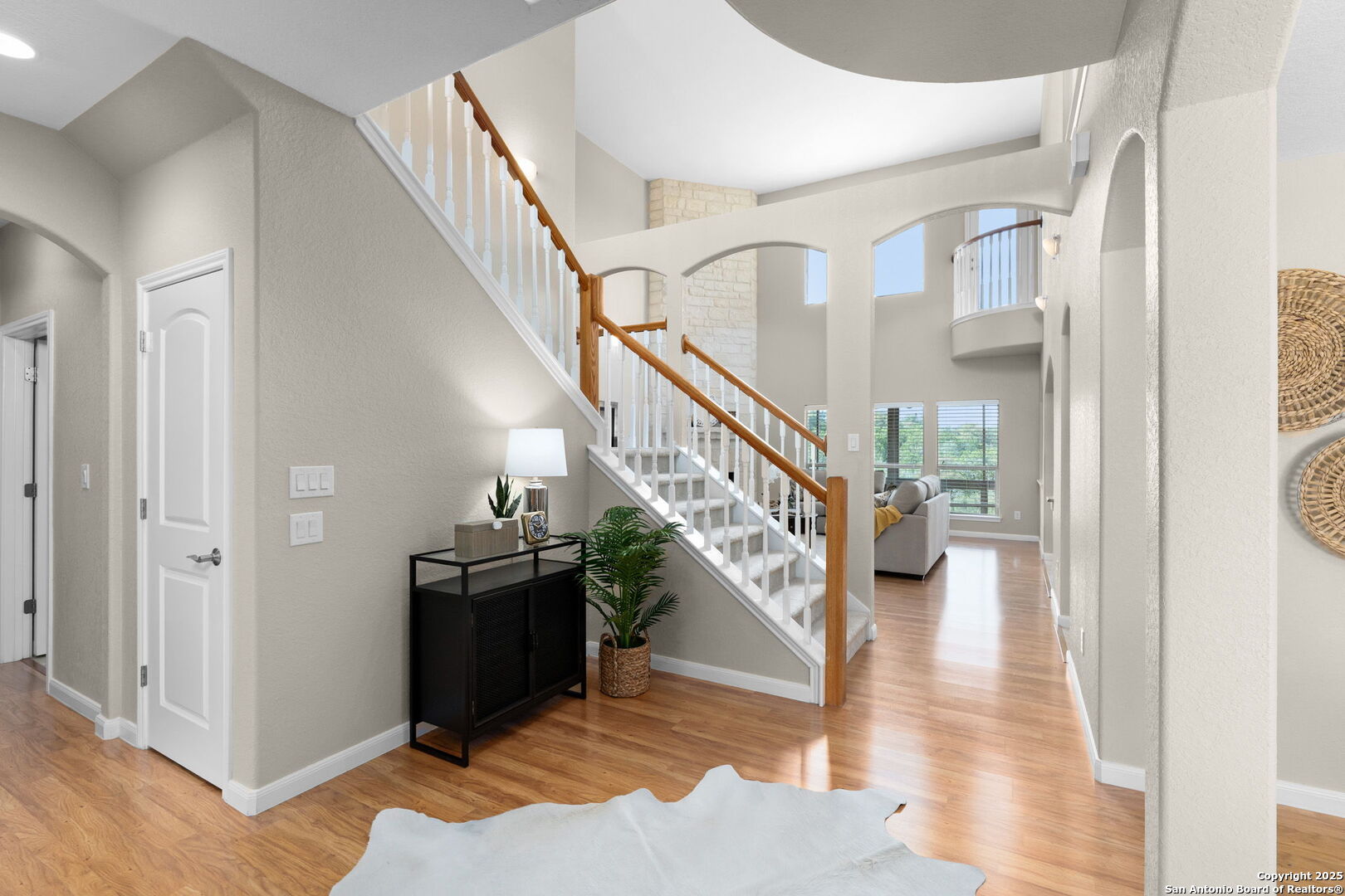 171 Clear Ridge New Braunfels, TX 78132 - Photo 6 of 41 a view of entryway and hall with wooden floor