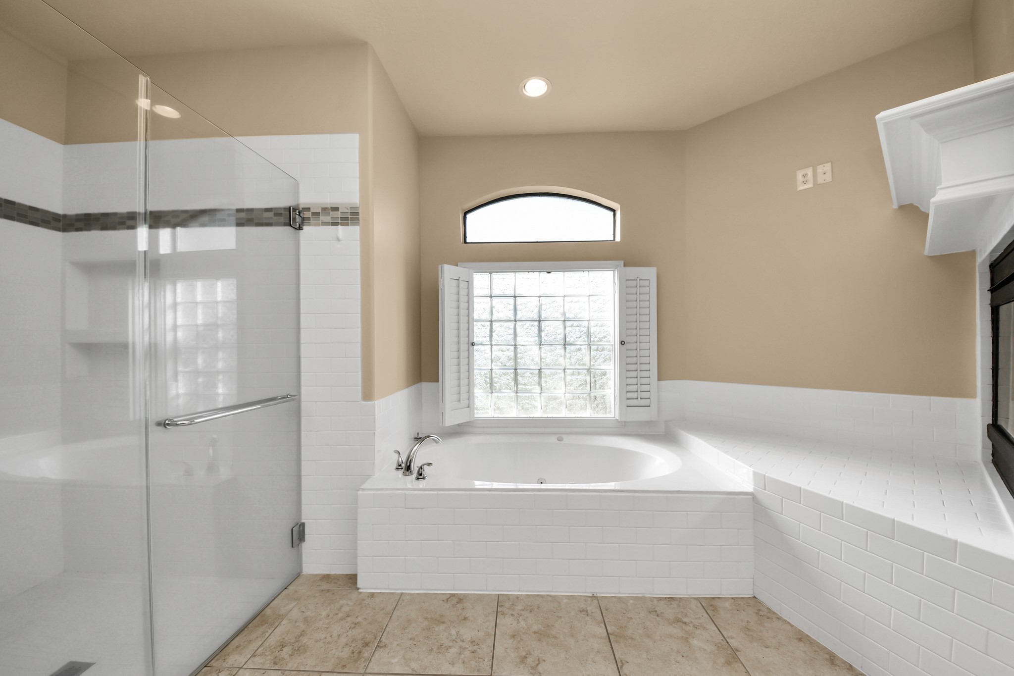 3511 River Bend Drive Rosenberg, TX 77471 - Photo 25 of 50 Beautiful primary bath showcasing a separate shower, jetted tub.
