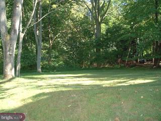 1053 Anna Road Huntingdon Valley, PA 19006 - Photo 6 of 6 Gallery Image 6