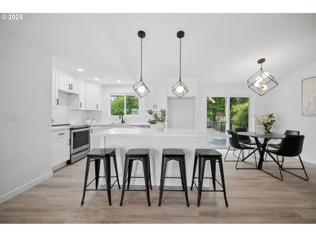 $559,999 | 3250 Southwest Binford Lake Parkway, Gresham, OR 97080