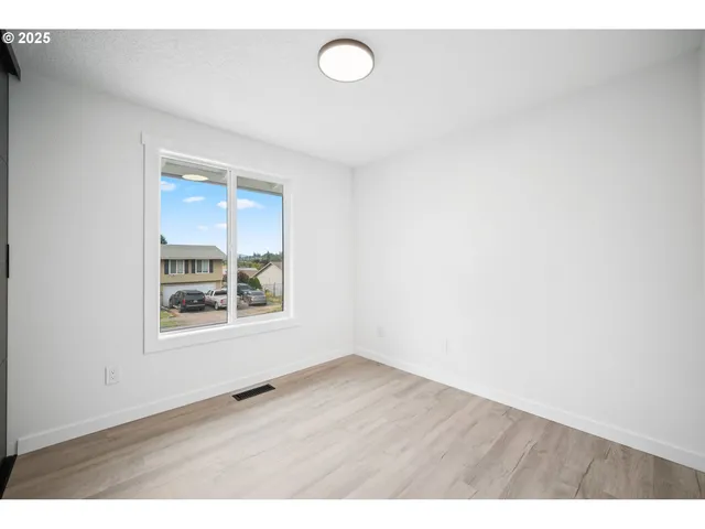 $559,999 | 3250 Southwest Binford Lake Parkway, Gresham, OR 97080