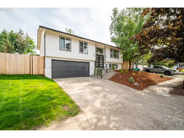 $559,999 | 3250 Southwest Binford Lake Parkway, Gresham, OR 97080