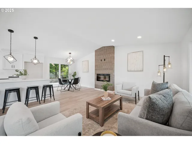 $559,999 | 3250 Southwest Binford Lake Parkway, Gresham, OR 97080