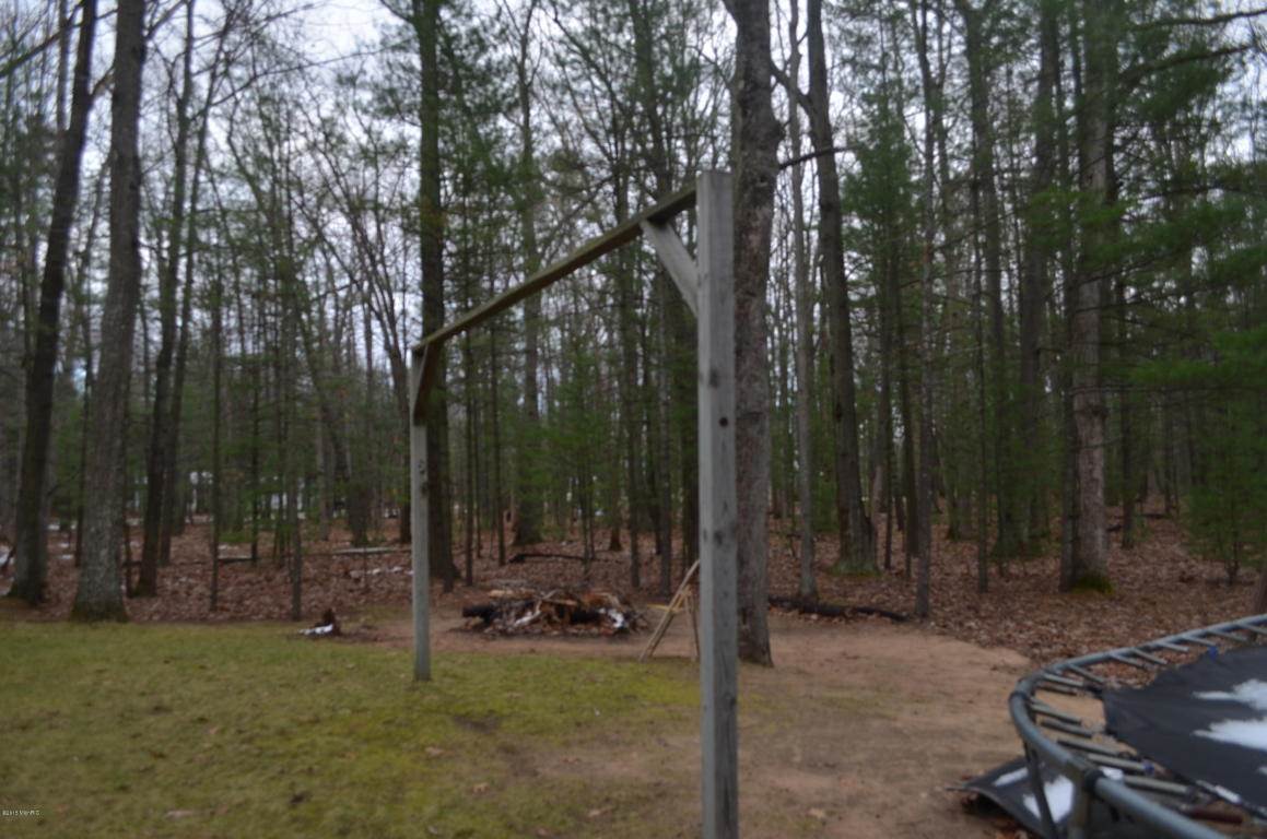 1479 Yoder Road Manistee, MI 49660 - Photo 48 of 54 1809132-47.JPG