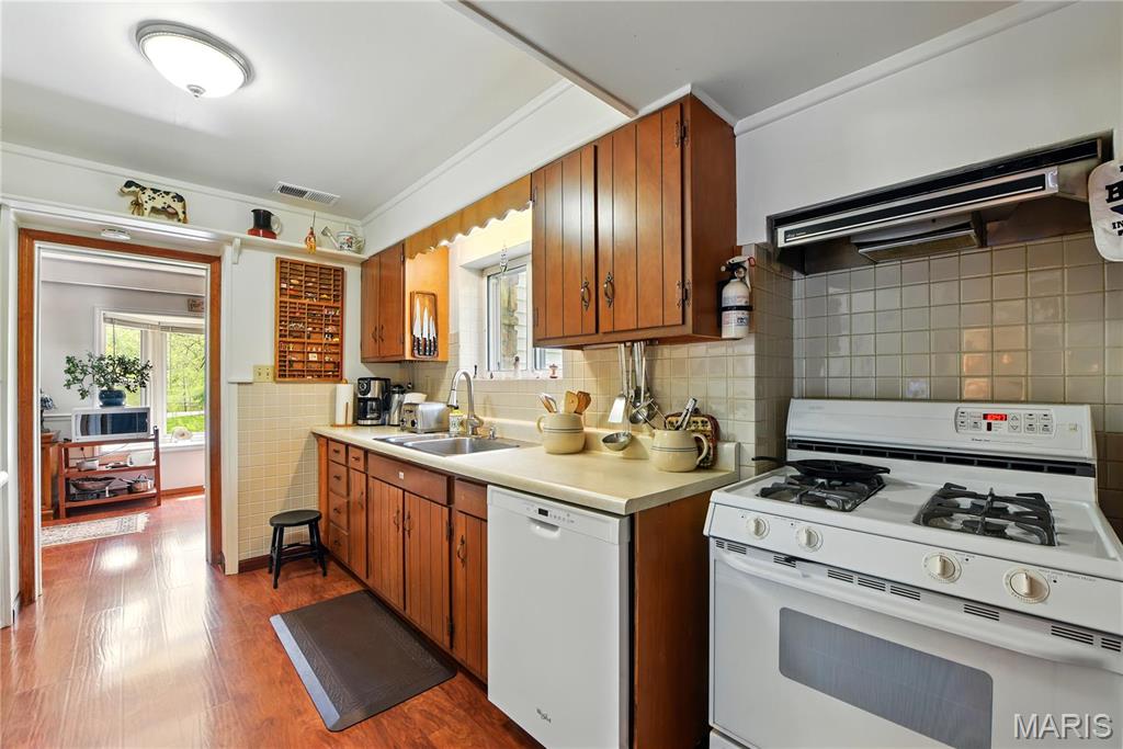 1004 Weidman Road Chesterfield, MO 63017 - Photo 17 of 32