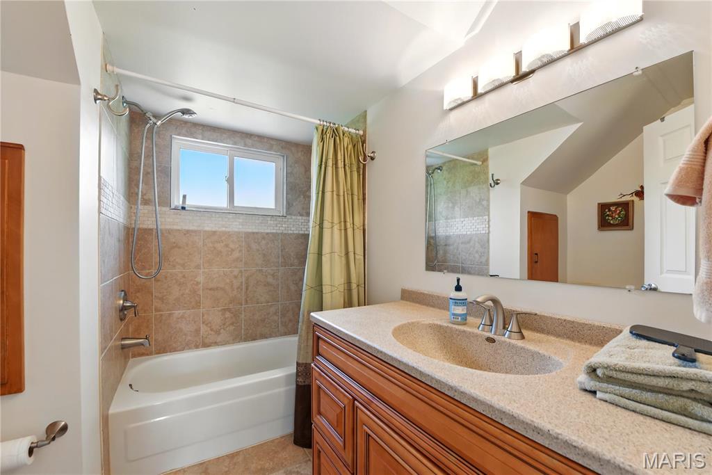 1004 Weidman Road Chesterfield, MO 63017 - Photo 23 of 32