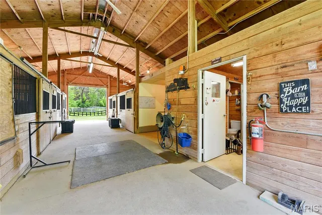 $3,000,000 | 1004 Weidman Road, Chesterfield, MO 63017