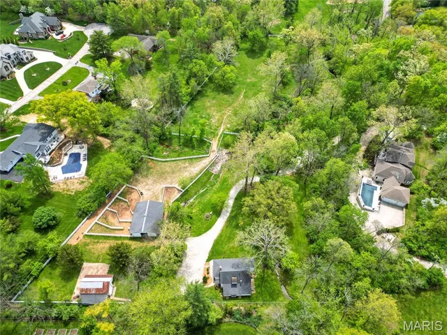 $3,000,000 | 1004 Weidman Road, Chesterfield, MO 63017