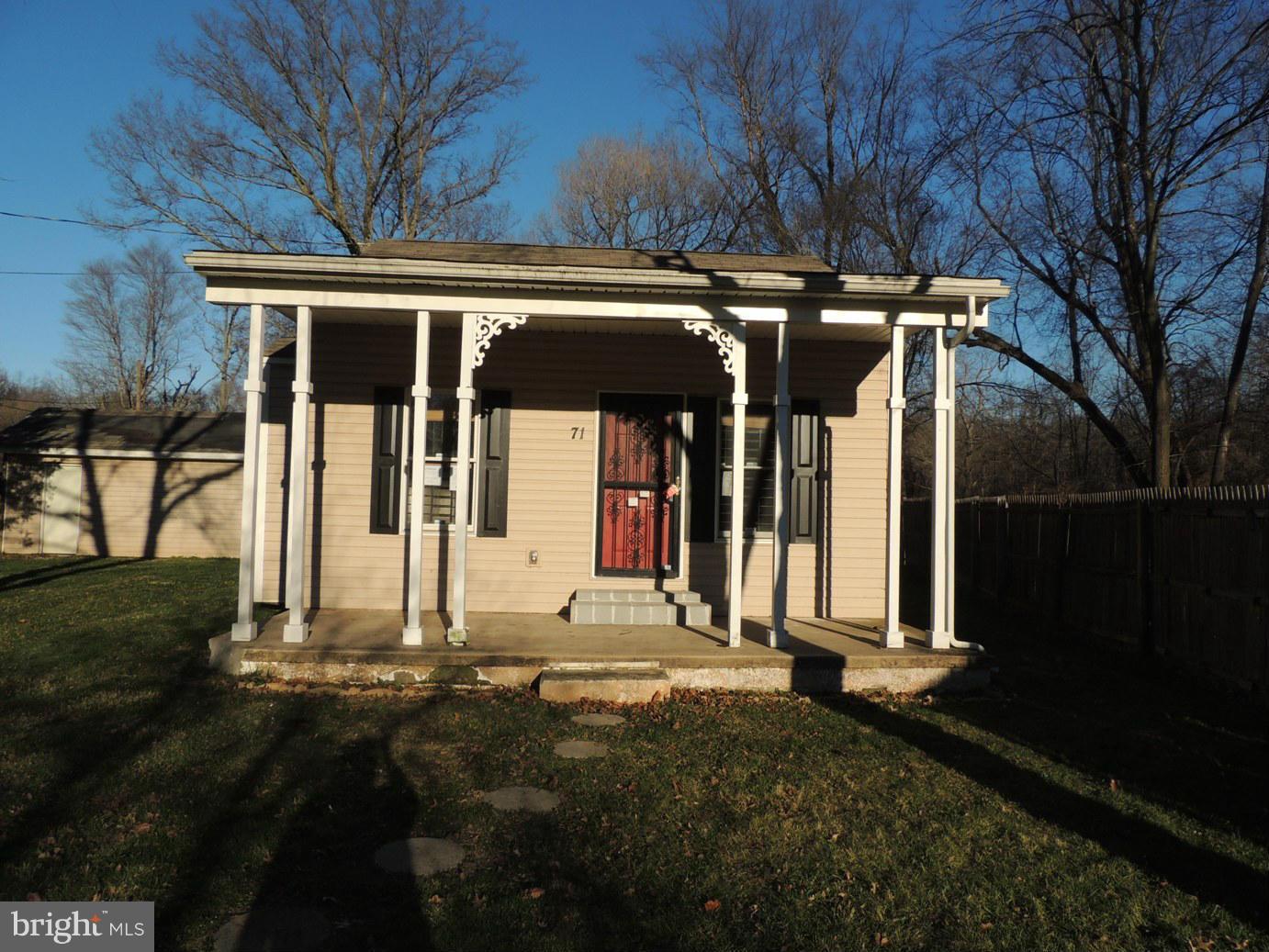 Exterior (Front)