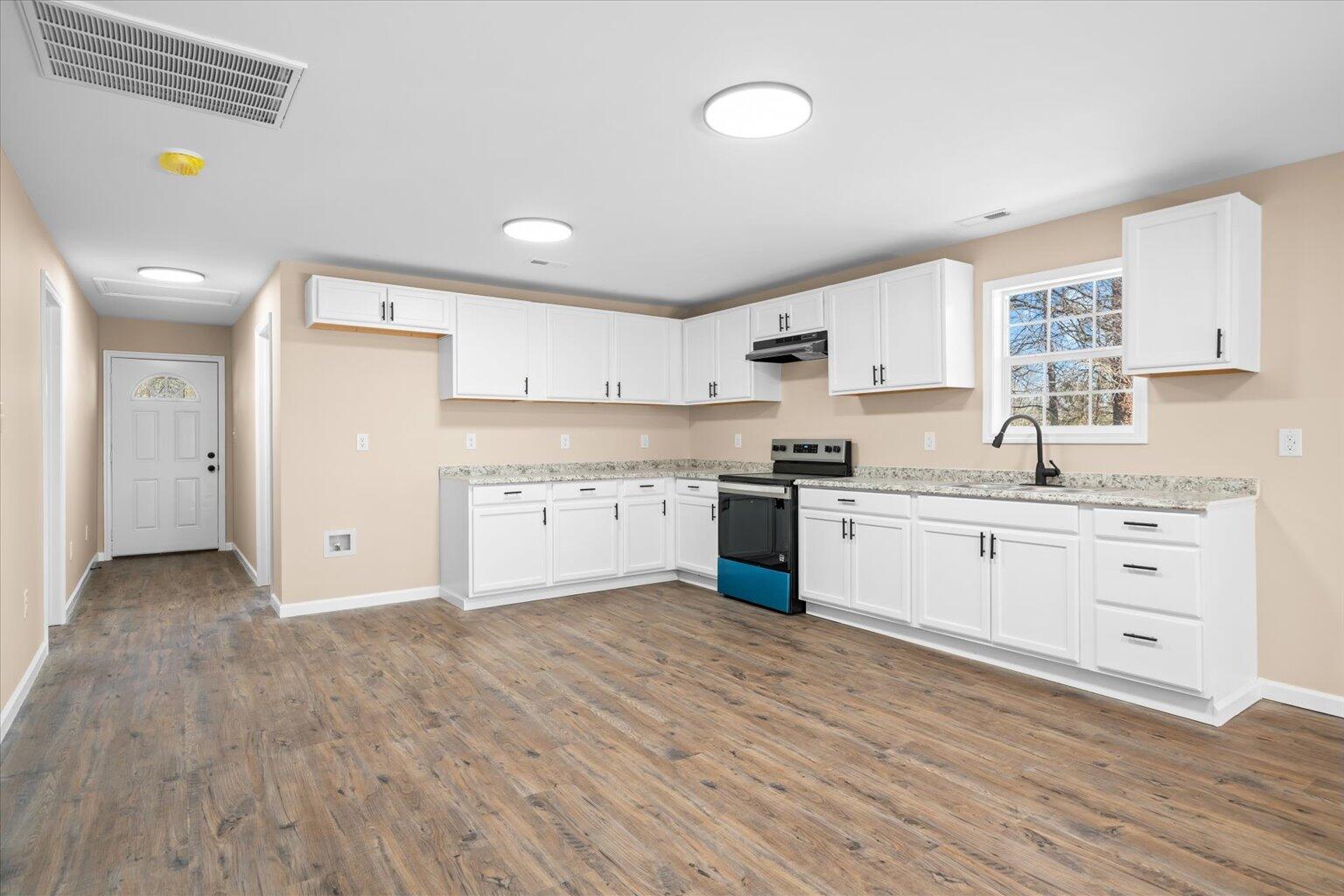 2311 1st Street Dalton, GA 30721 - Photo 11 of 40 11-DSC04066